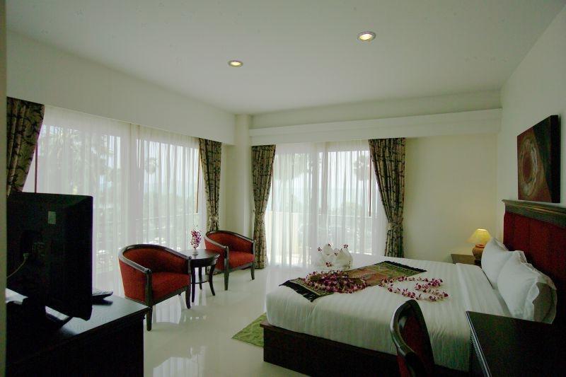 The New Eurostar Jomtien Beach Hotel ภายนอก รูปภาพ